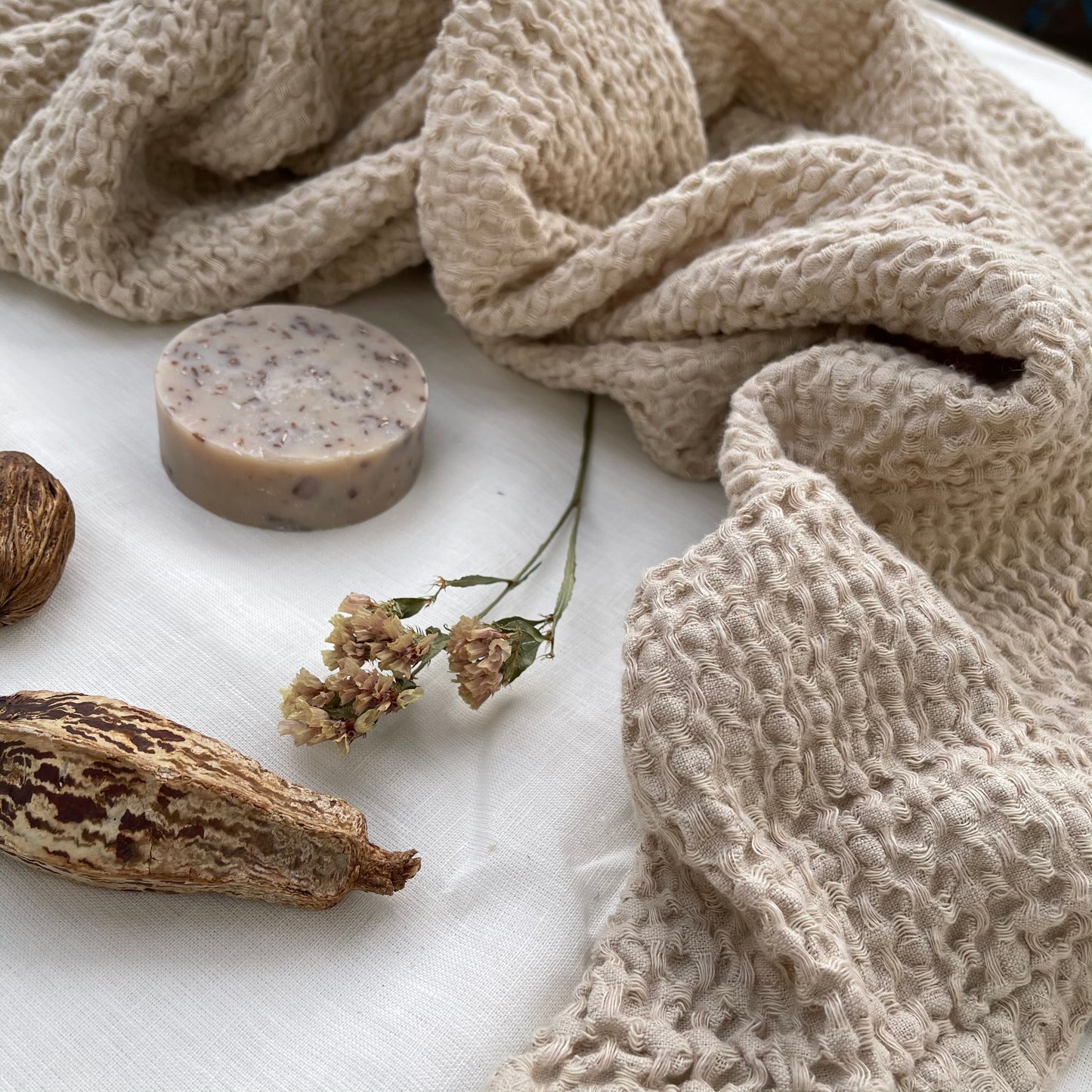 Waffle Bath Towel Pebble Color