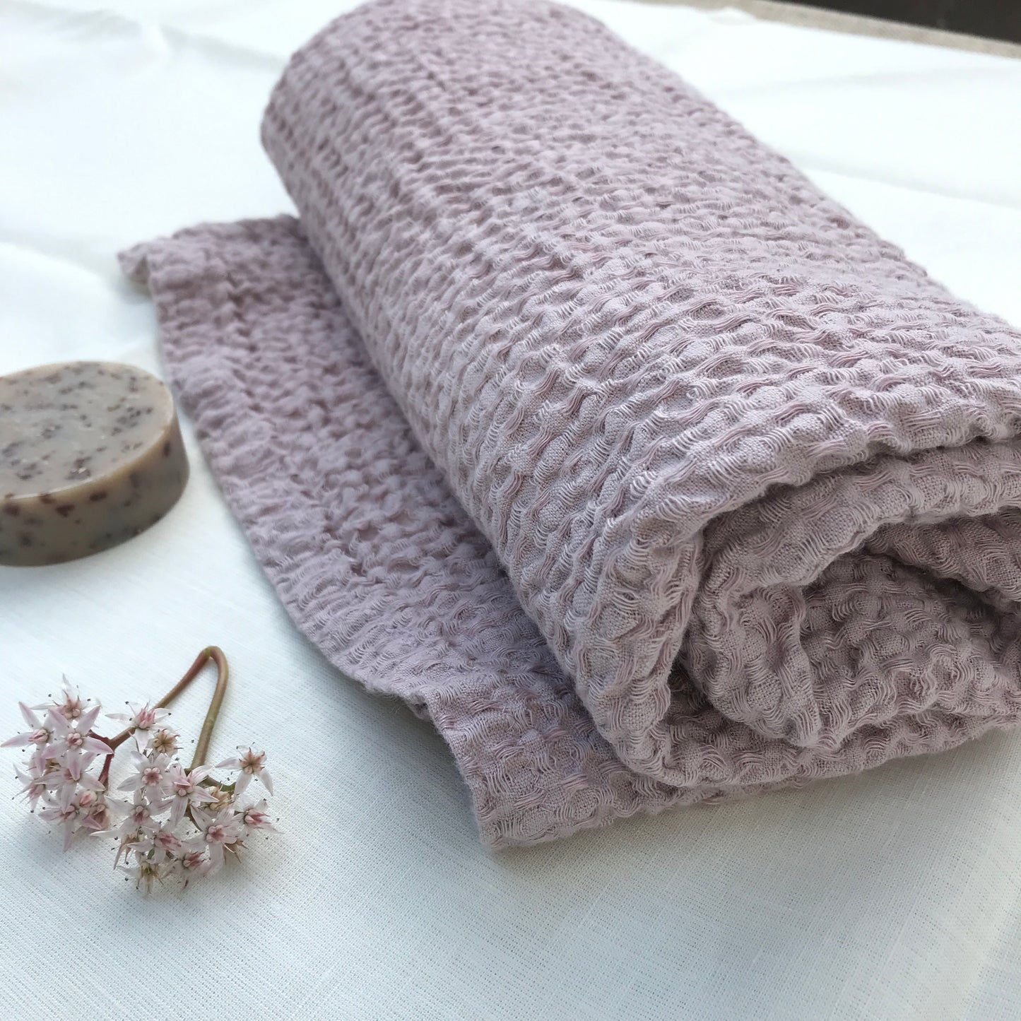 Waffle Bath Towel Pink Pearls Color