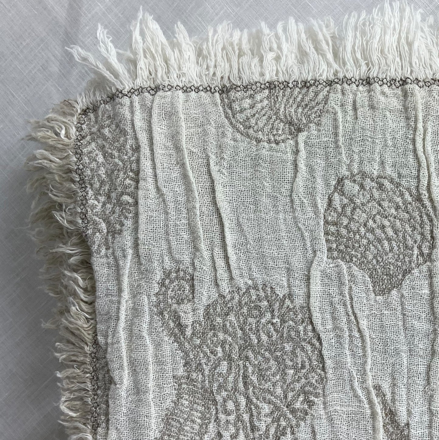 Shells Undyed Oversize Reversible 100% Flax Throw